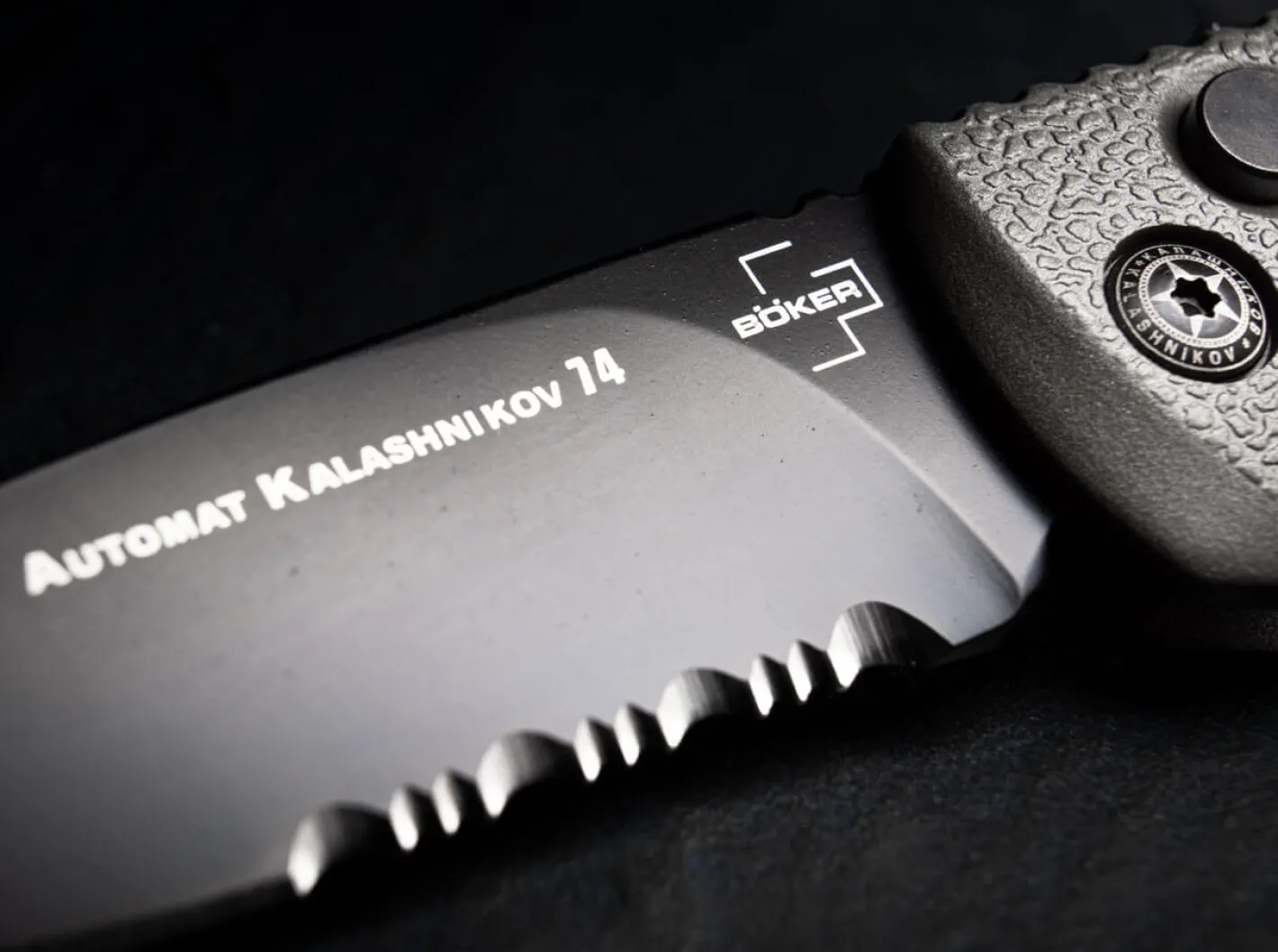 Böker Plus AKS-74 Black D2 Grau Discount