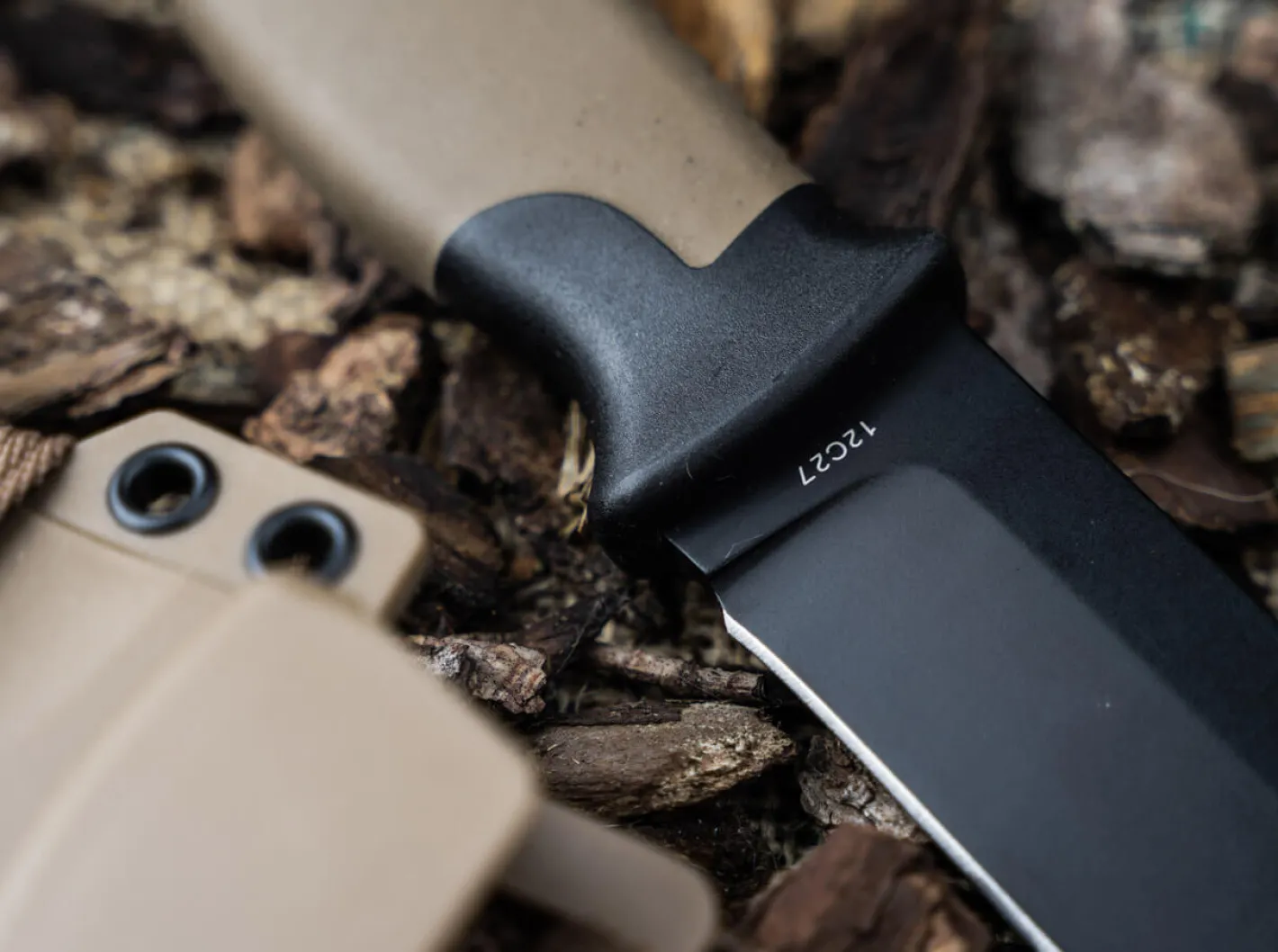 Böker Plus Desertman Schwarz New