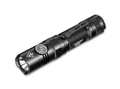 Nitecore EC22 Schwarz Hot
