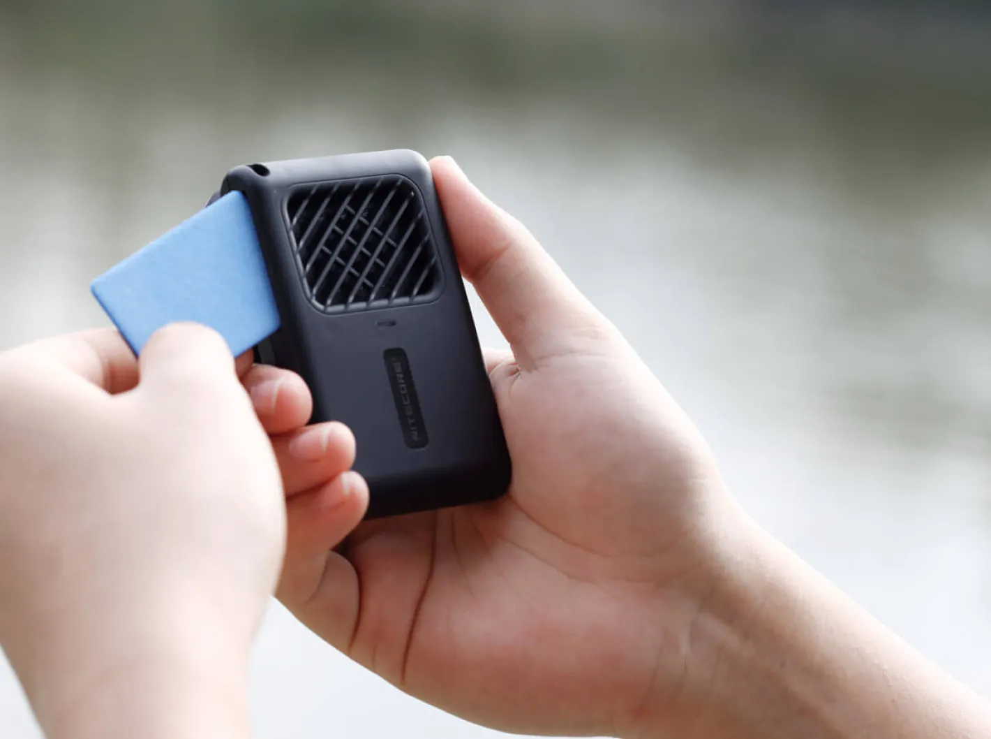 Nitecore EMR06 Schwarz Best