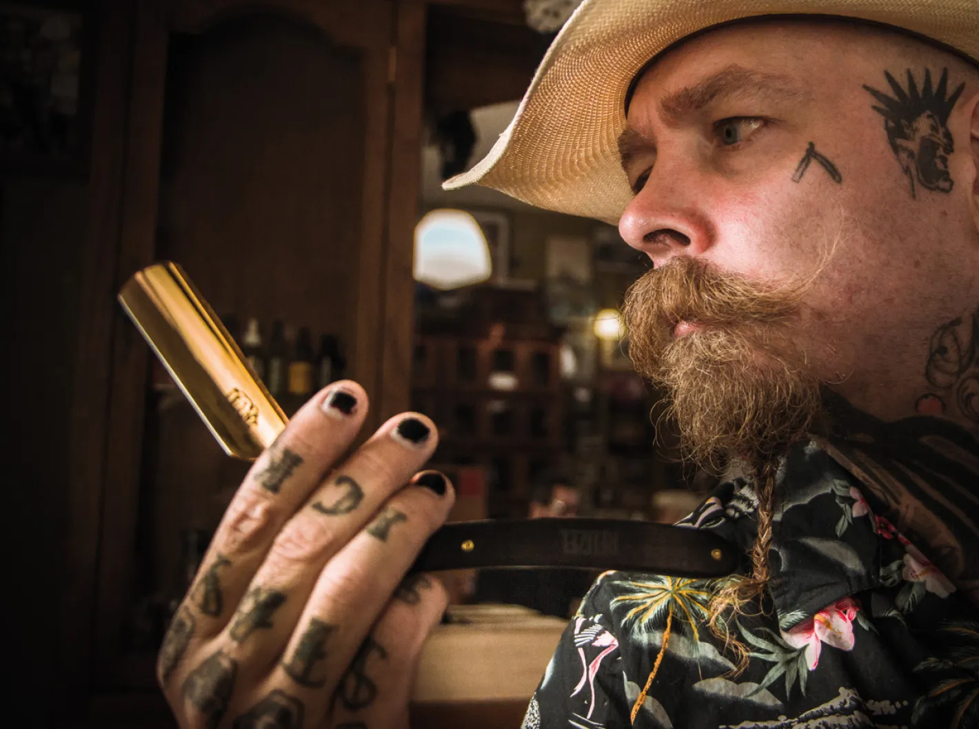 Böker Manufaktur Solingen Golden Reuzel Razor Axe Schwarz Hot