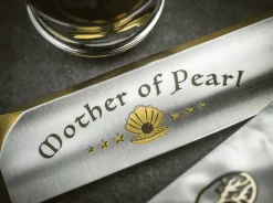 Böker Manufaktur Solingen Mother of Pearl 2.0 Weiß Outlet