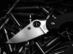 Spyderco Para 3 Lightweight Plain Schwarz