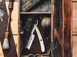 Böker Manufaktur Solingen The Historical Barber Weiß New