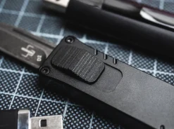Böker Plus USB OTF Schwarz Clearance